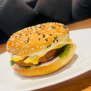 Paneer Makhni Burger
