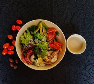 Cobb Salad 325 