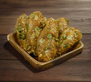 Andhra Style Chilli Chicken Wings (4 Pcs)