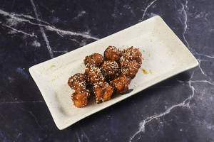 Crispy Fried Sesame Chicken
