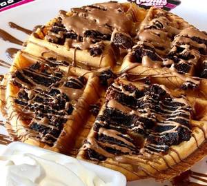 Brownie Moustache Waffle   [1 Pc]