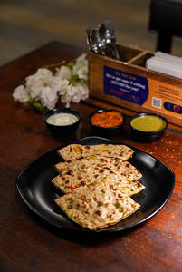 Mix Veg Paratha