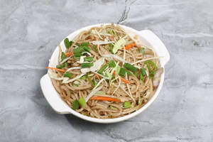 Veg Hakka Noodles