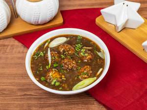 Veg Manchurian With Gravy