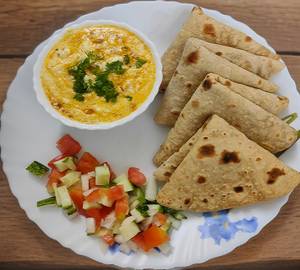 Dahi Tadka Curry And Roti(4) Combo
