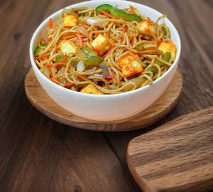 Paneer noodles