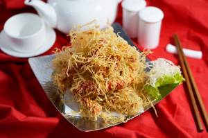 Crispy Threaded Chicken