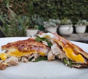 Bacon and chicken sandwich