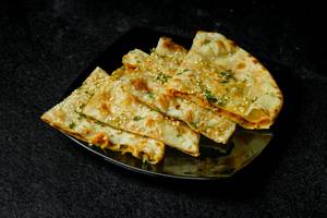 Chicken Stuffed Kulcha