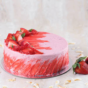 Strawberry cool cake                                                                                                                               