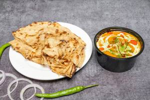 Butter Chicken with 2 Lachha Paratha