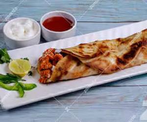 Keema Chicken Roll