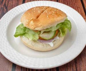 Steamed Chicken Burger
