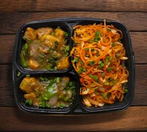 Schezwan Noddle with Chilli Paneer