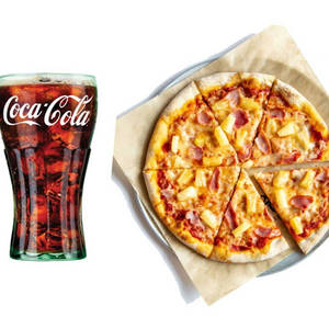 Maxican Delight Pizza With Coke (250ml)       