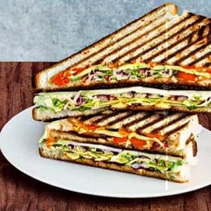 Grilled Veg Coleslaw Sandwich
