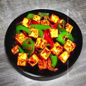 Double Chilli Paneer Roll