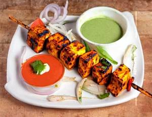 Achari Paneer Tikka