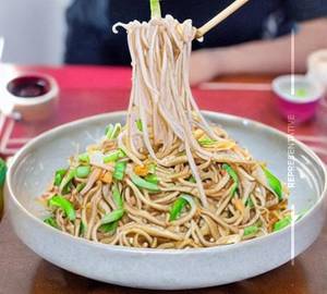 Hakka Noodle( half)