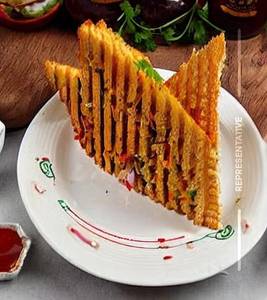 Masala Aloo Sandwich