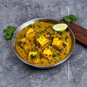 Matar Paneer