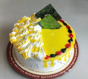 Pineapple Classic Cake