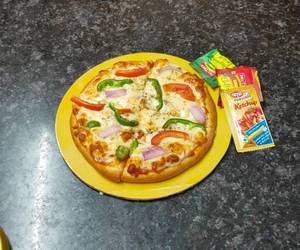 Mix veg pizza