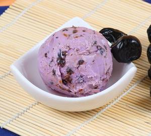 Blackcurrant ice cream
