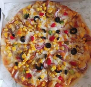 cheesy sweet corn pizza