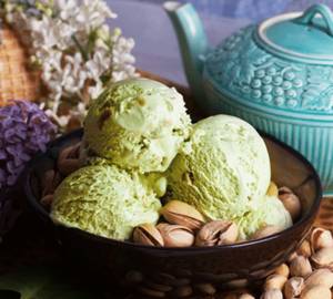 Pista ice cream