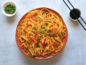 Chicken Schezwan Noodles