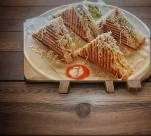 Cheese grill sandwich