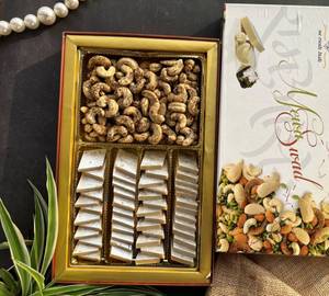Kaju Barfi Roasted Kaju Mix Box