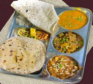 Punjabi thali 5 roti sabji dal fry jeera rice ch