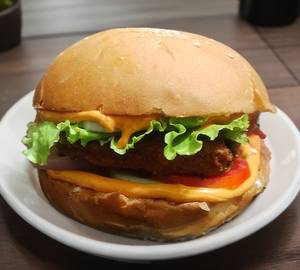 Paneer Chipotle Burger