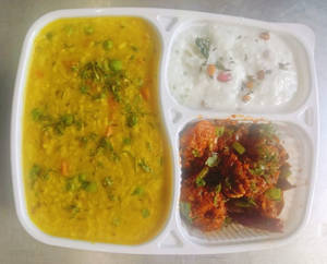 Dal Khichdi Box ( Non - Veg )