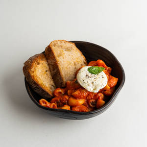 Vegan Spicy Tomato Pasta