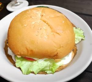 Veg Chipotle Burger
