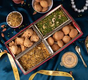 Assorted Dalmoth Samosa Khasta Box