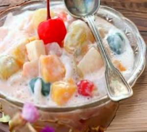 Fruit Salad with Fresh Cream