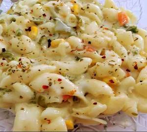 White Sauce Pasta