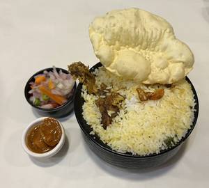 Chicken Dum Biriyani 900 Ml (2 Peices)