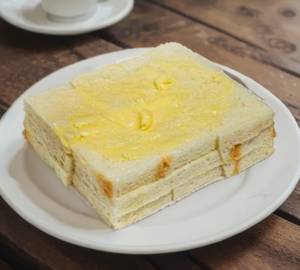 Bread pineapple jam sandwich