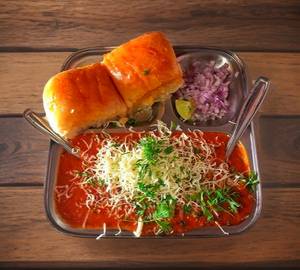 Cheese pav bhaji