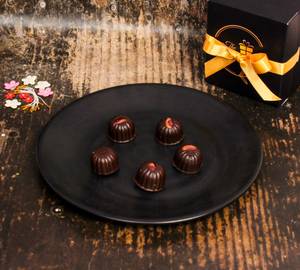 Super dark chocolate box