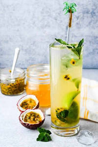 Passion Fruit Mojito