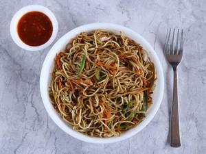 Veg Hakka Noodles