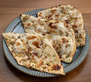 Chilli Olive Naan