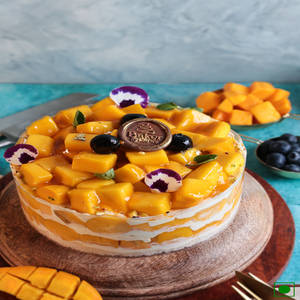 Mango Overload Cake-600 Gm