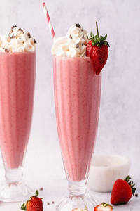 Strawberry Shake